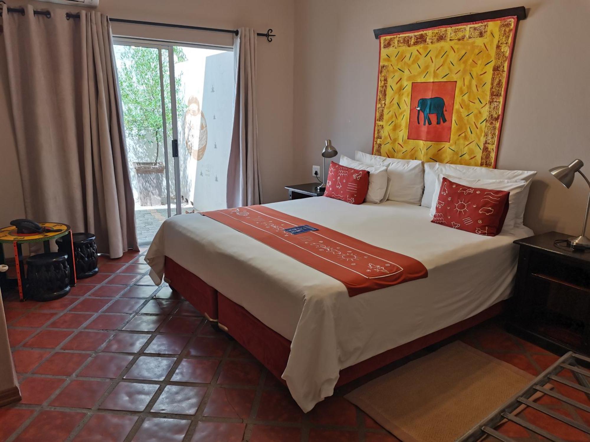 Londiningi Guesthouse Windhoek Bagian luar foto
