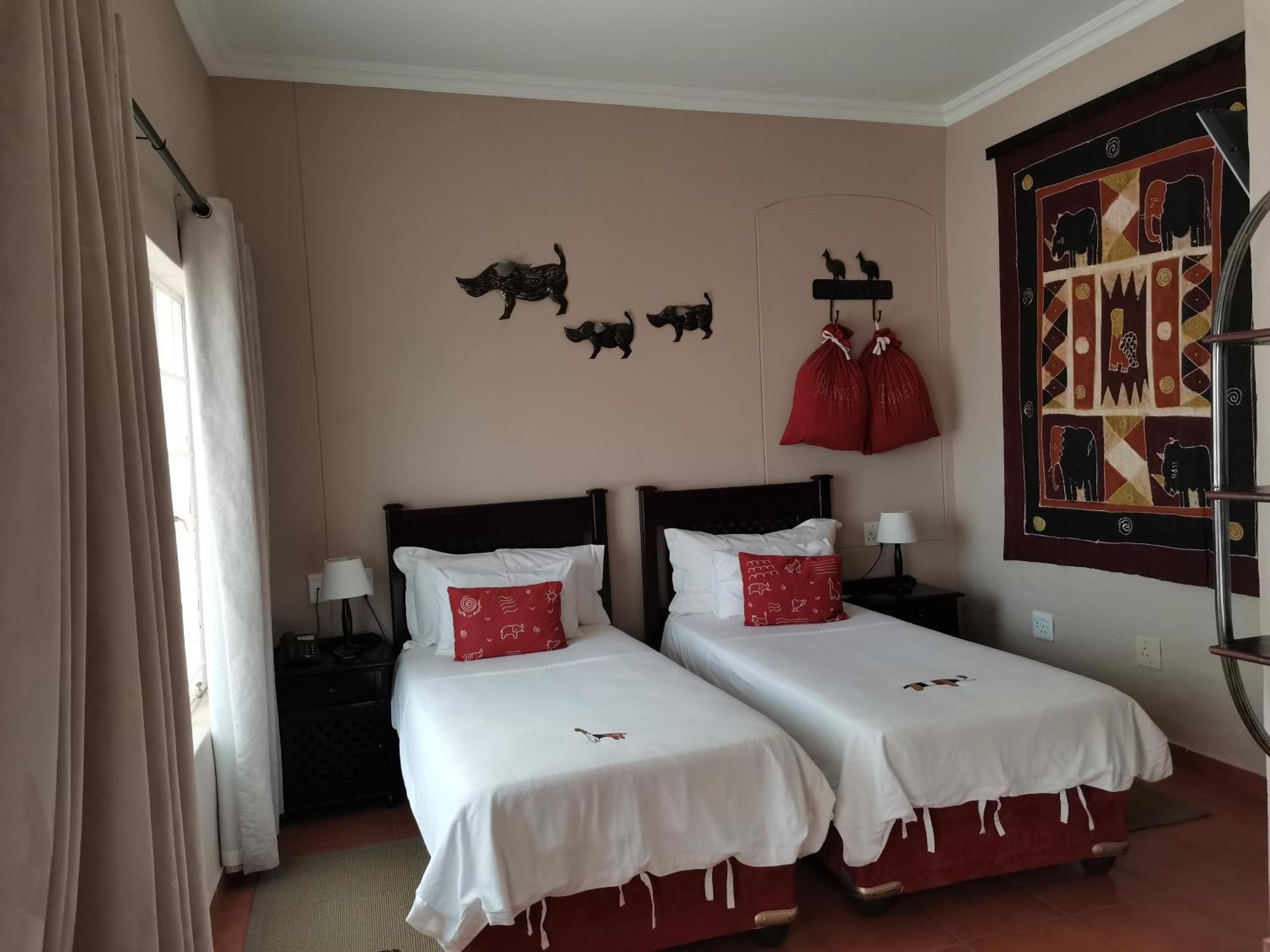 Londiningi Guesthouse Windhoek Bagian luar foto