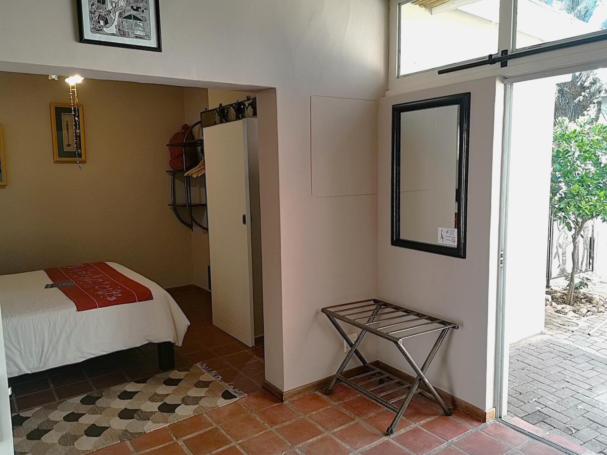 Londiningi Guesthouse Windhoek Ruang foto