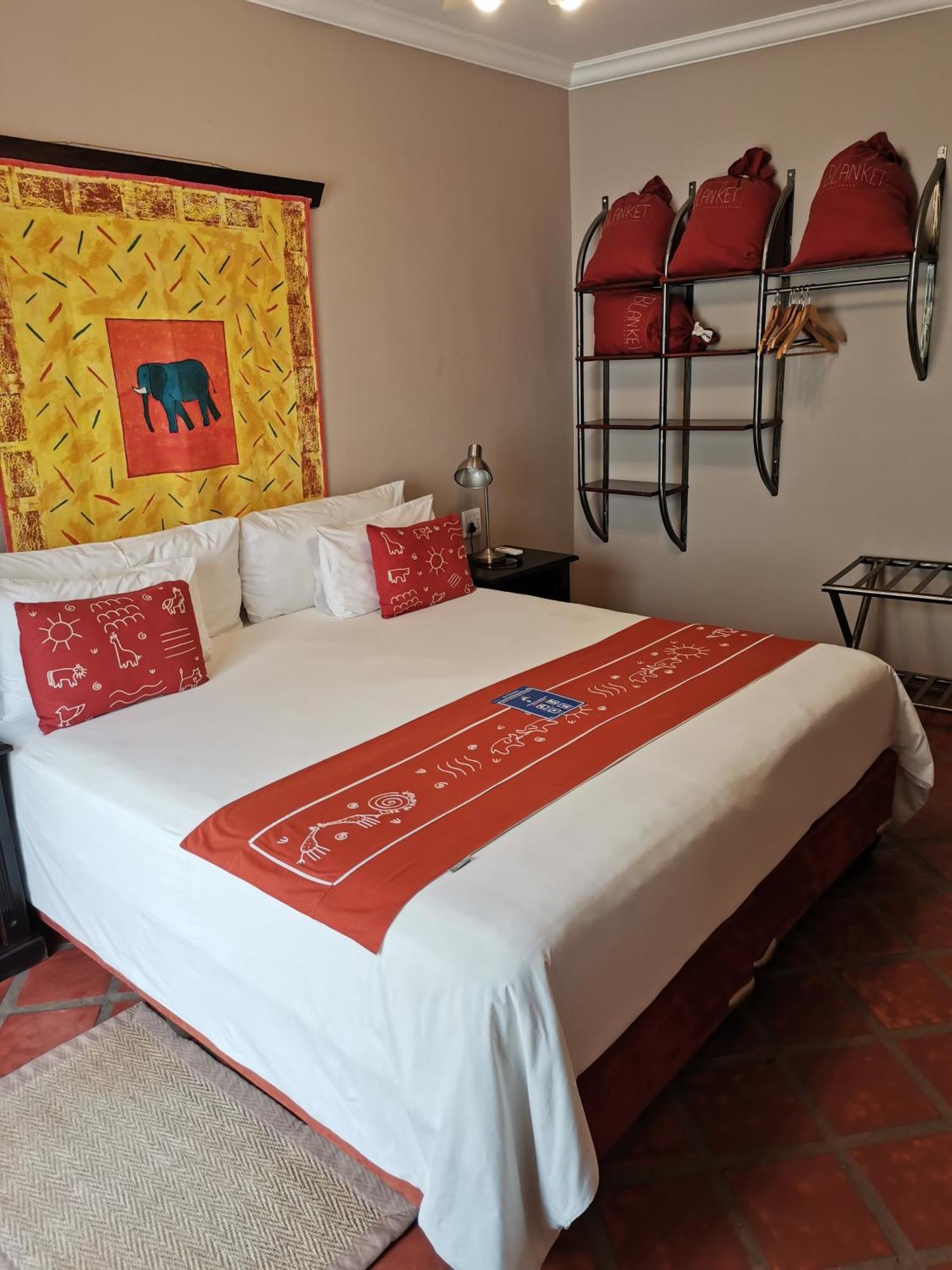 Londiningi Guesthouse Windhoek Bagian luar foto